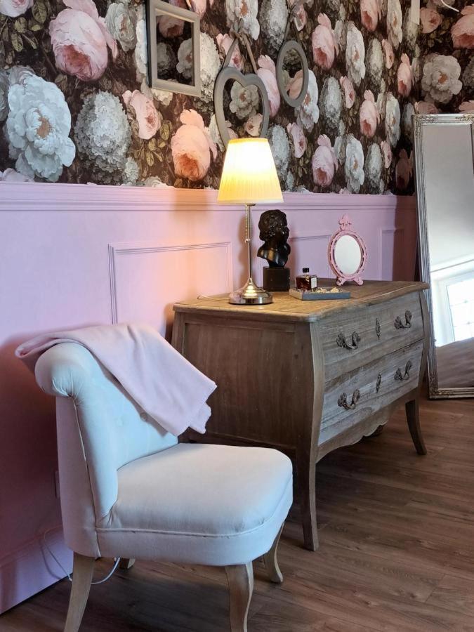 Manoir De Pierreville Audouville-la-Hubert Экстерьер фото